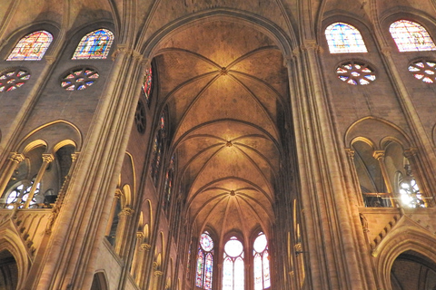 Notre Dame cathedral interior tour entrance with host