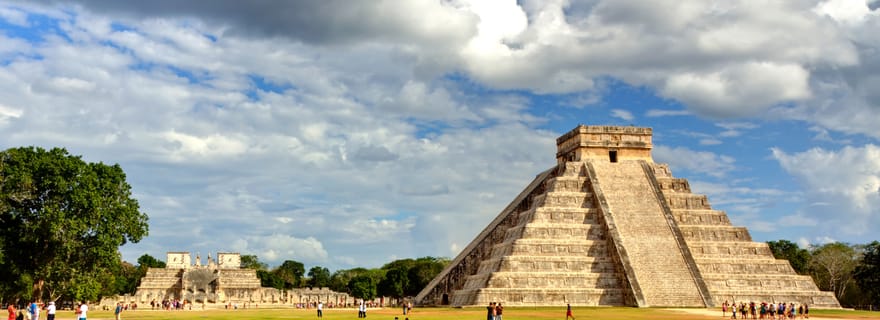 Chichen Itza, magnifique cénote, et Valladolid avec déjeuner