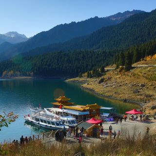 Day Tour to Tianchi Heavenly Lake From Urumqi