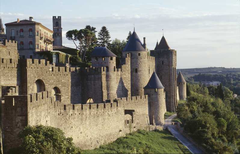 Cité von Carcassonne: Burg und Wehrmauern ohne Anstehen