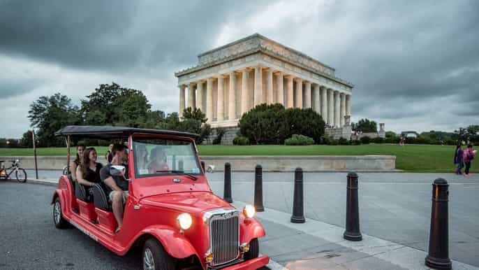 washington dc monuments at night electric vehicle tour
