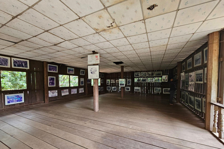 Visite de la cachette du quartier général de Pol Pot des Khmers rouges depuis Siem Reap