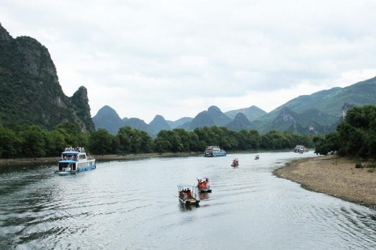 Van Guilin: Full-Day Li River Cruise & Yangshuo