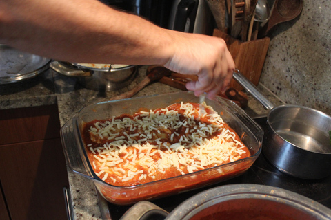 Basel: Lasagne Private Italian Cooking / Dining Class