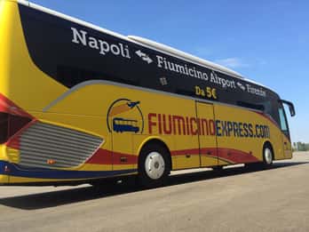 Von Neapel: Bus Transfer zum Flughafen Rom-Fiumicino Von Neapel: Bus Transfer zum Flughafen Rom-Fiumicino