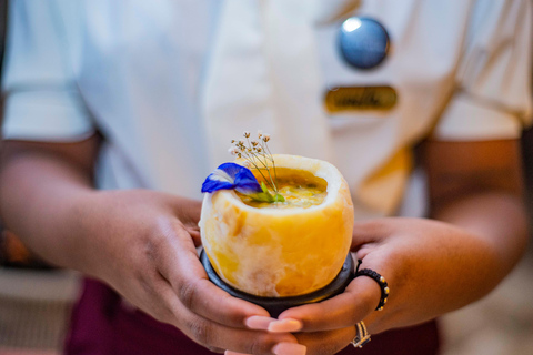 Learn how to prepare your best Caribbean cocktail in Cartagena. Learn how to make your best Caribbean cocktail in Cartagena