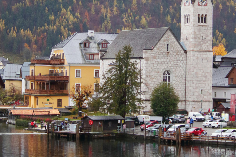 From Salzburg: Private Day Trip to Hallstatt