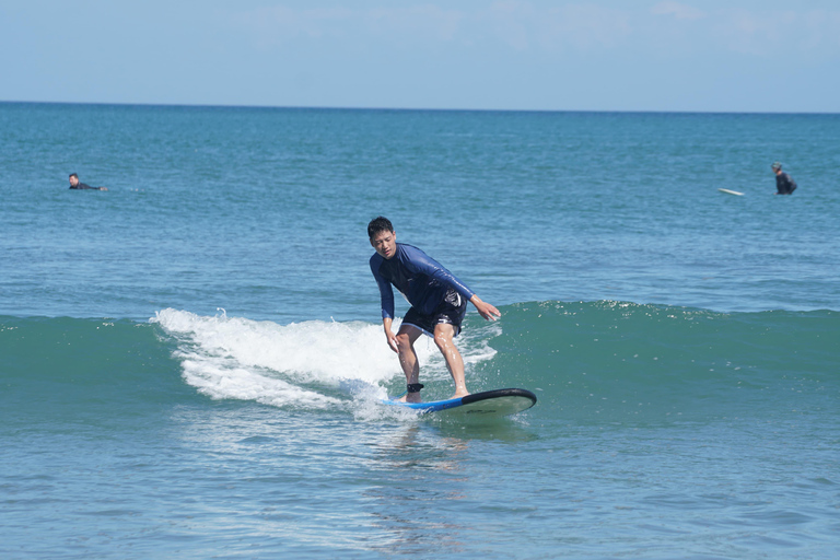 Kuta/Bali: Prywatne lekcje surfingu dla początkujących i średniozaawansowanychPoziom początkujący bez transferu