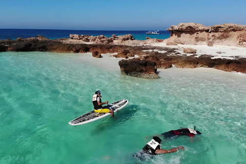 Muscat: Dimaniyat Islands Snorkeling Trip with Hotel Pickup Afternoon Dimaniyat Islands Snorkeling Trip ( Hotel Pickup )