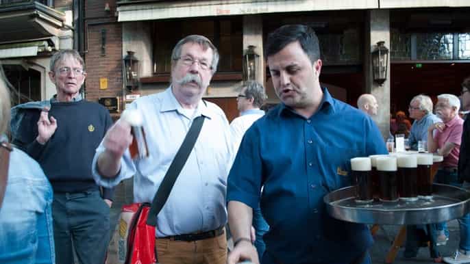 düsseldorf german tour through the old town beer tastings