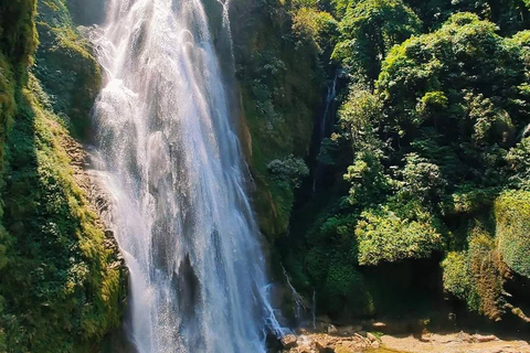 Ha Giang Loop - Na Hang Lake Boat trip 4 Days Motorbike tour Easy Rider