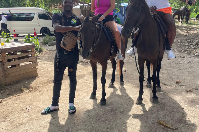 Horseback Riding and Dunn&#039;s River Falls Combo TourHorseback riding only