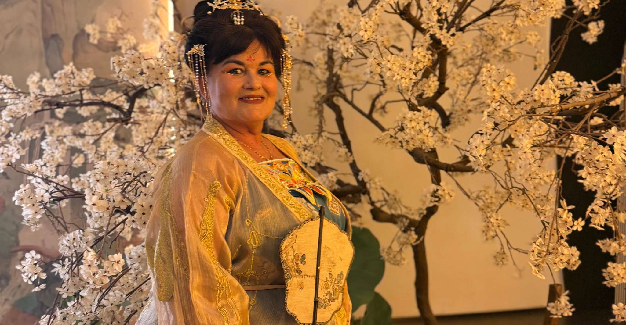 Shanghai Guided Royal Banquet Photo (Incl) with Massage Opt photo 16