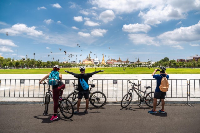 Visit Bangkok: Bike Historic Neighborhoods Morning Ride in Krabi, Thailand