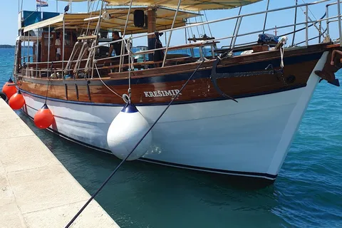 Fazana : Recherche de dauphins dans les îles Brijuni Safari avec dîner