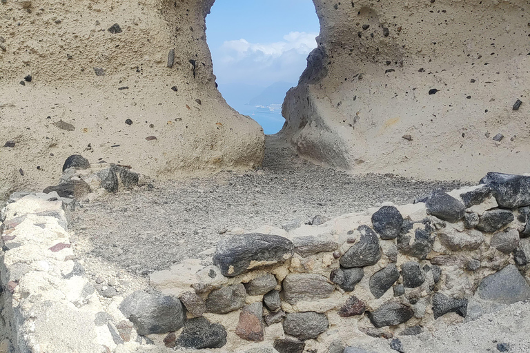 Santorin : visite d&#039;une jounée privée avec un guide de la région