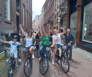 Amsterdam: Tour à vélo en français hors des sentiers battus