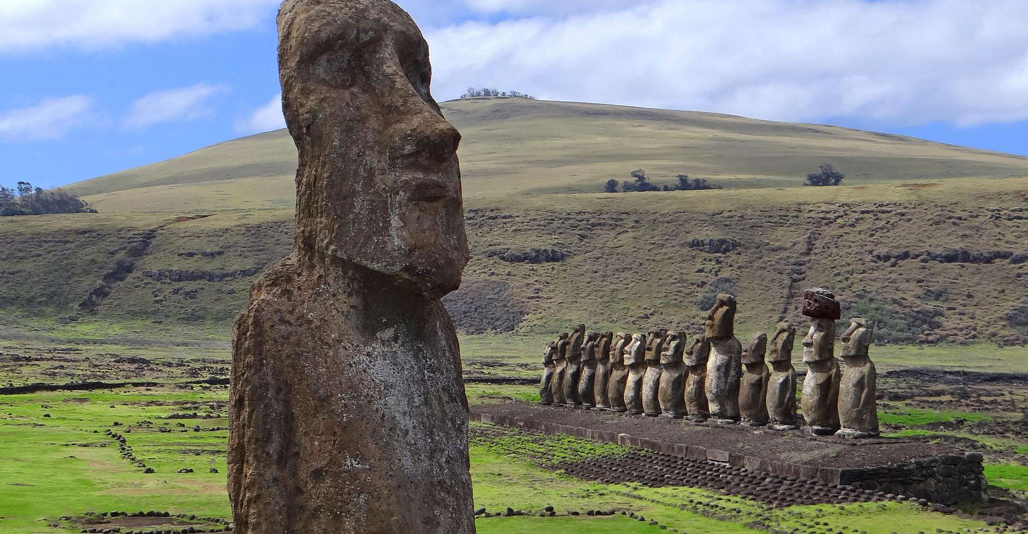2 days - Easter Island Highlights - Housity