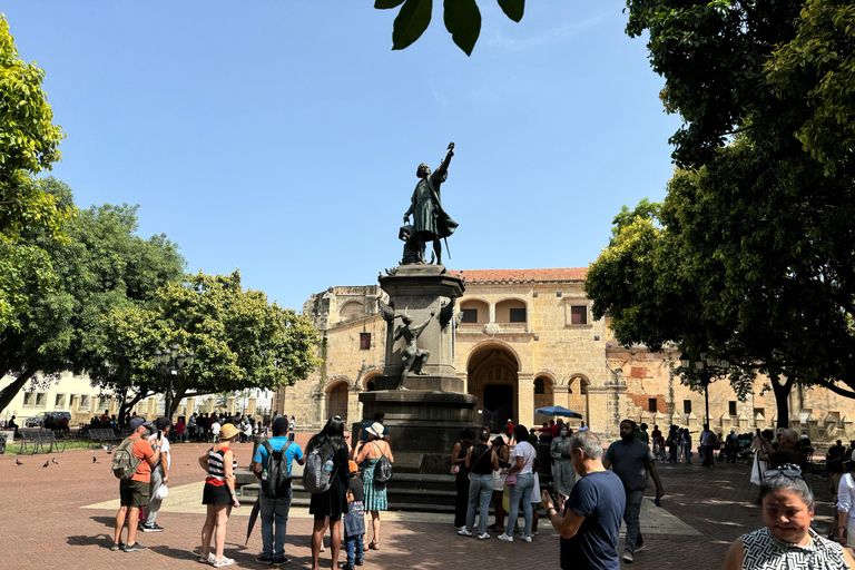 Excursion de Punta Cana à Saint-Domingue : Histoire et culture en une journéePunta Cana : Excursion : Santo Domingo avec déjeuner