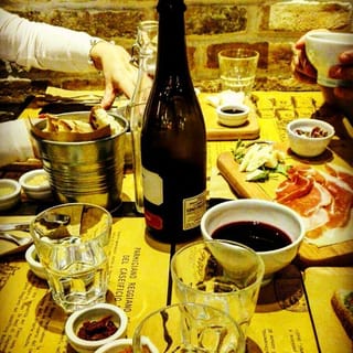 Milan: Traditional Italian Food Tour
