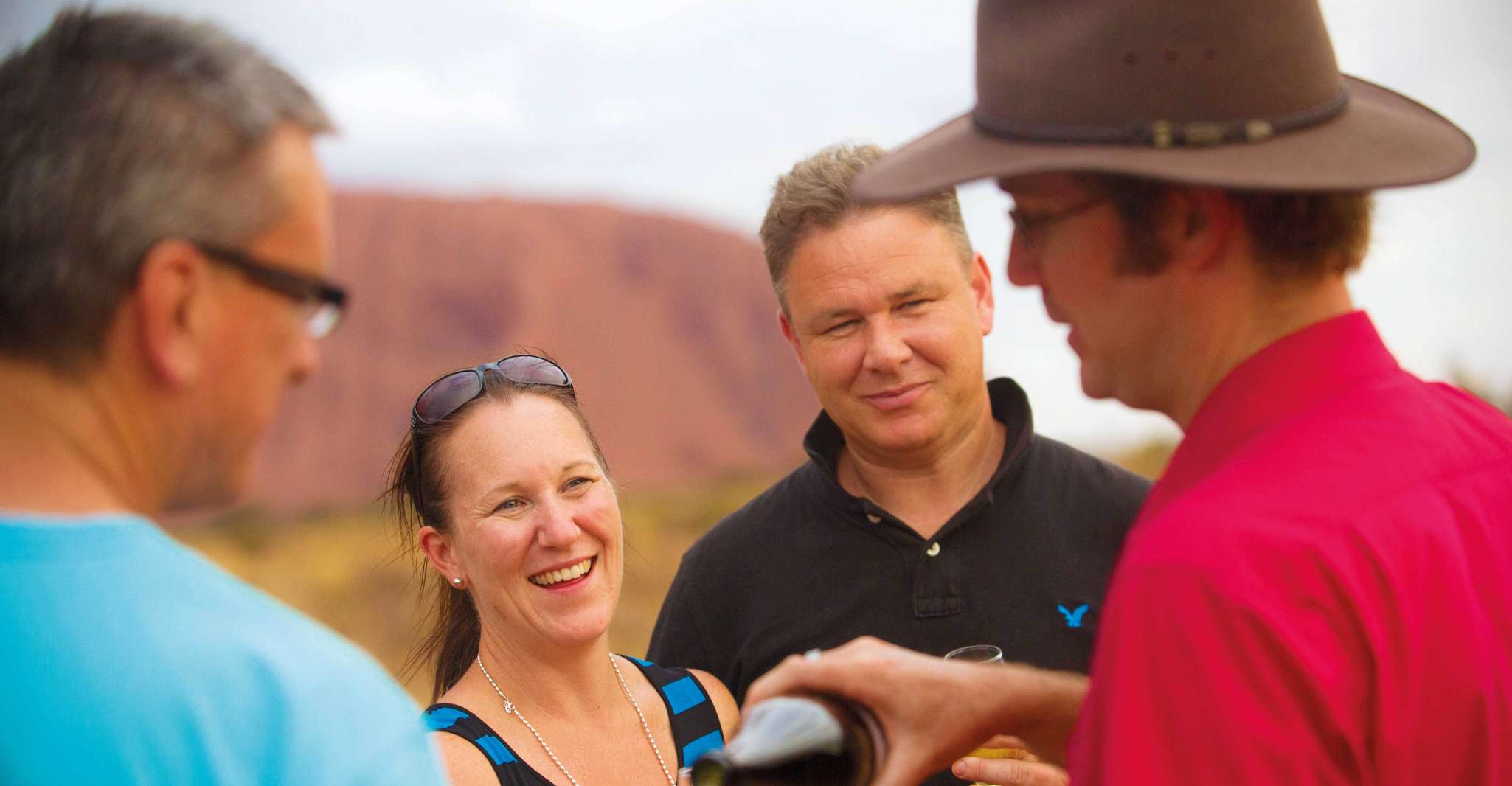 Uluru 1.5-Hour Sunset Tour with Sparkling Wine & Cheeseboard - Housity