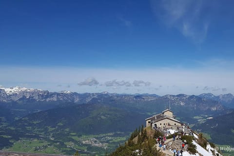 From Salzburg: Full-Day Super Saver Bavarian Mountains Tour