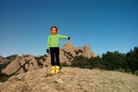 Van Barcelona: Montserrat-dagtrip met begeleide wandeling