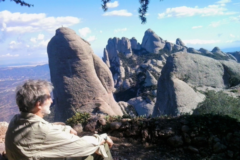 Van Barcelona: Montserrat-dagtrip met begeleide wandeling