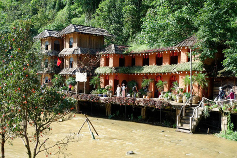 Hanoi: Private tour 2-Days Sapa and Cat Cat Village TrekHanoi: Group tour 2-Days Sapa and Cat Cat Village Trek