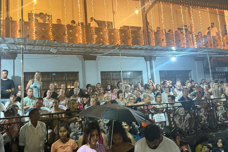 Kandy Cultural Festival Viewing Seat with Local Guide