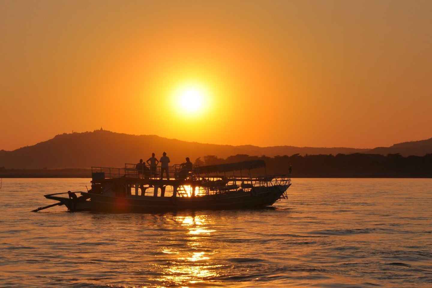 river cruise in burma | witness a spectacular sunset while picnicking on the water in bagan
