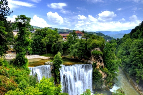 Dagtour vanuit Sarajevo: dagtour door Jajce en TravnikVan Sarajevo: Full-Day Medieval Bosnië Tour