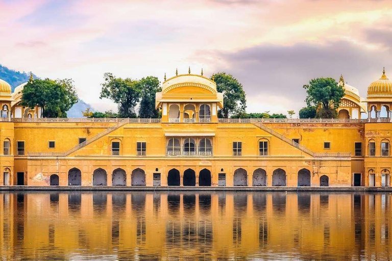 Golden Triangle with Ranthambore Tiger Safari Tour All Inclusive With 5 Star Hotel