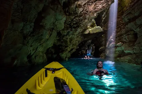 Au départ de Zadar : Visite d'une jounée en kayak à Dugi Otok
