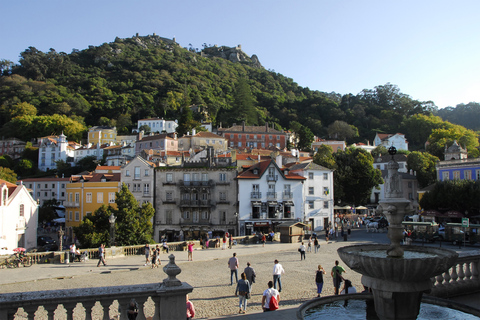 Mafra, excursão privada à Ericeira saindo de LisboaExcursão privada a Mafra, Ericeira e Sintra saindo de Lisboa