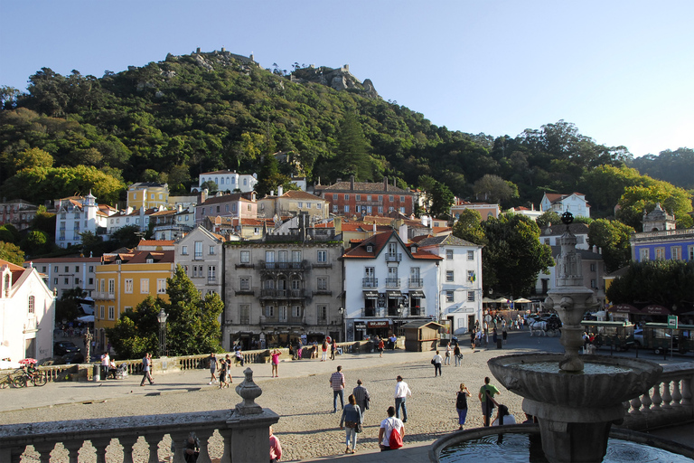 Tour privado de Mafra, Ericeira y Sintra desde Lisboa