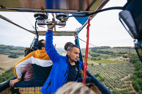 De Florence : survol de la Toscane en montgolfière