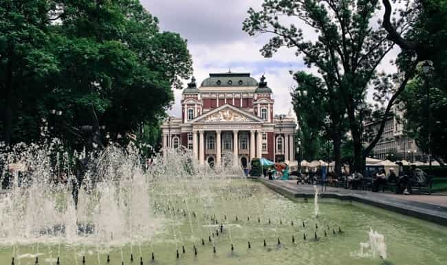 sofia small group walking tour