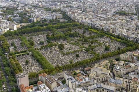 Paris: Pére Lachaise Cemetery 2-Hour Guided Tour