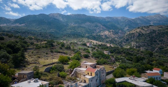 Chania: 7 Villages of Apokoronas Tour with Lunch