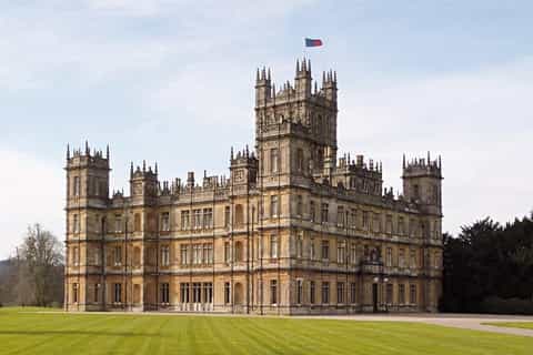 Full-Day Downton Abbey, Oxford and Bampton Tour from London