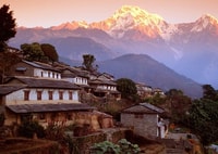 Exploration de la beauté de Ghandruk, guidée de 2 jours de la tournée par 4 roues motrices - Housity