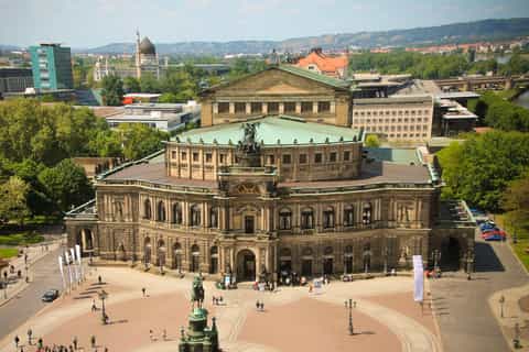 Dresden: Guided City Walk with a Cup of Coffee