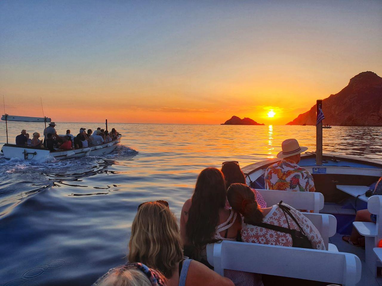 Paleokastritsa: Korfu-Paradies-Sonnenuntergangsfahrt