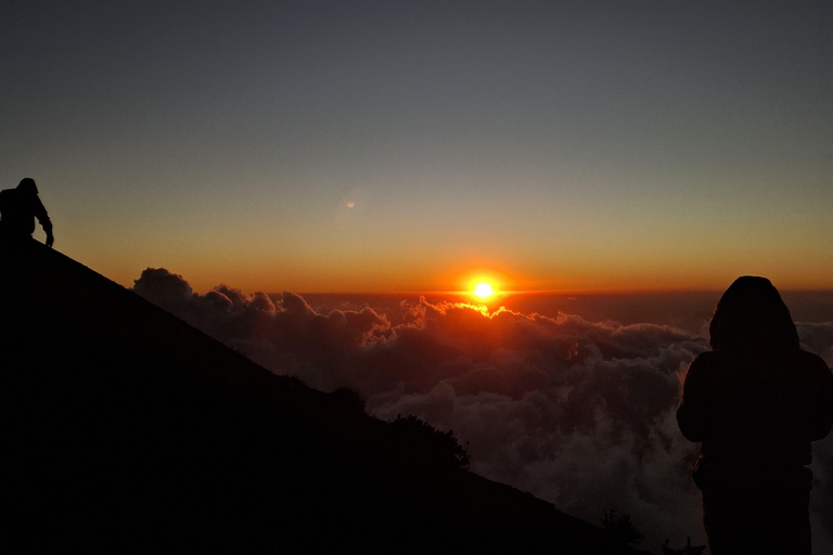 Santa Ana Volcano Sunrise Hike & Coatepeque Lake Tour