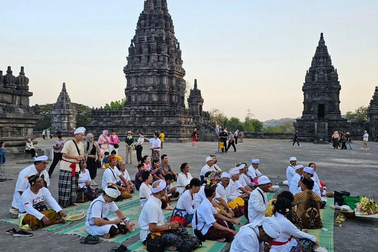 Lo más destacado de Yogyakarta: tour por el volcán Merapi y los templosPuntos destacados de Yogyakarta: tour por el volcán Merapi y los templos