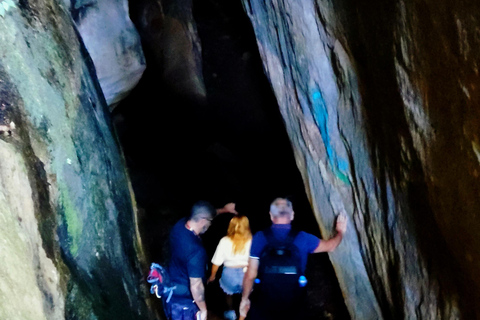 Rio de Janeiro: Tijuca Caves Guided Hike with Park Entry