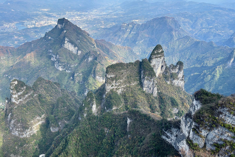 Zhangjiajie: Wycieczka do Góry Siedmiu Gwiazd i wioski Tujia