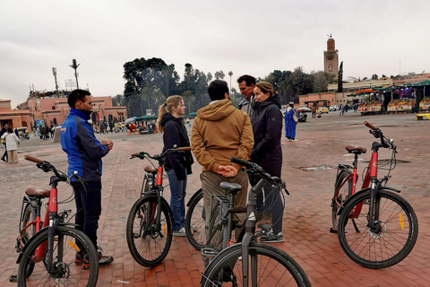 Marrakech: Guided Bike Tour with a local Guide