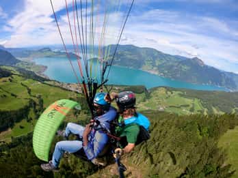 Lucerna: Experiência única de parapente em tandem